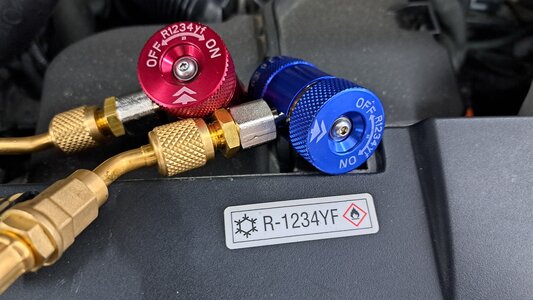 R-1234yf A/C Evacuation & Recharge